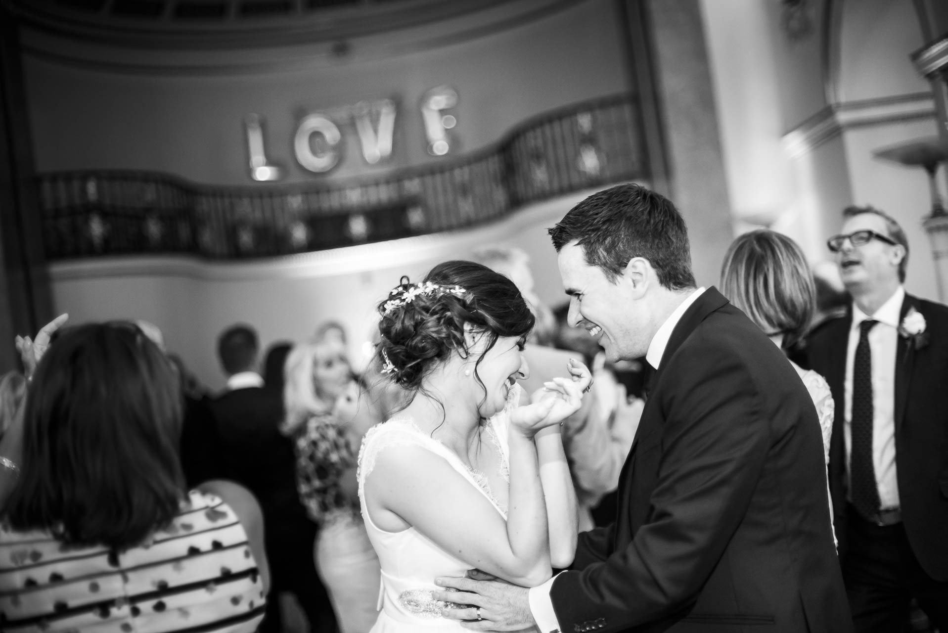 West London Wedding Photographer Lansdowne Club Mayfair